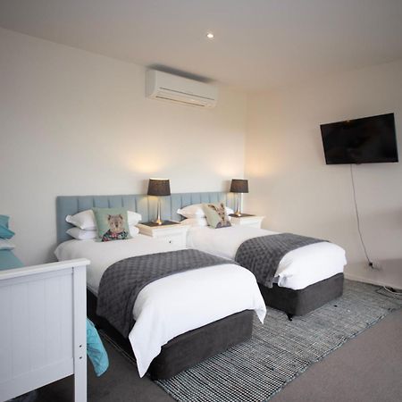 12 Apostles Accommodation Anchors Beach House With Sea Views Port Campbell Eksteriør bilde