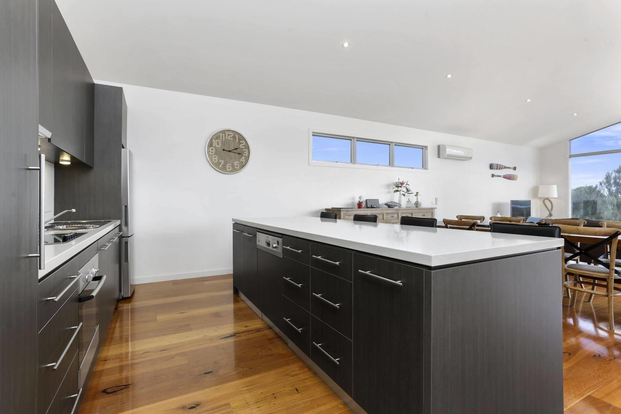 12 Apostles Accommodation Anchors Beach House With Sea Views Port Campbell Eksteriør bilde